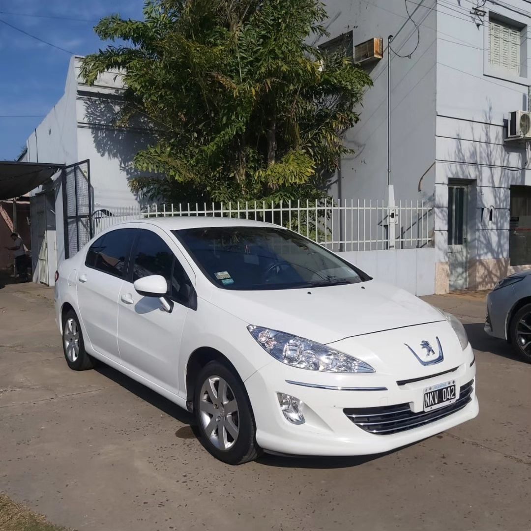 Peugeot 408 Allure 2.0 4ptas Año 2014Km. 115.527