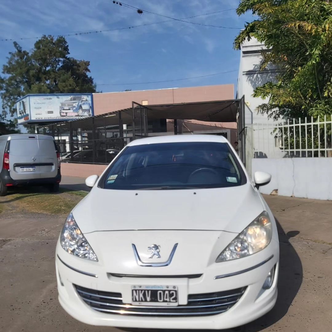 Peugeot 408 Allure 2.0 4ptas Año 2014Km. 115.527