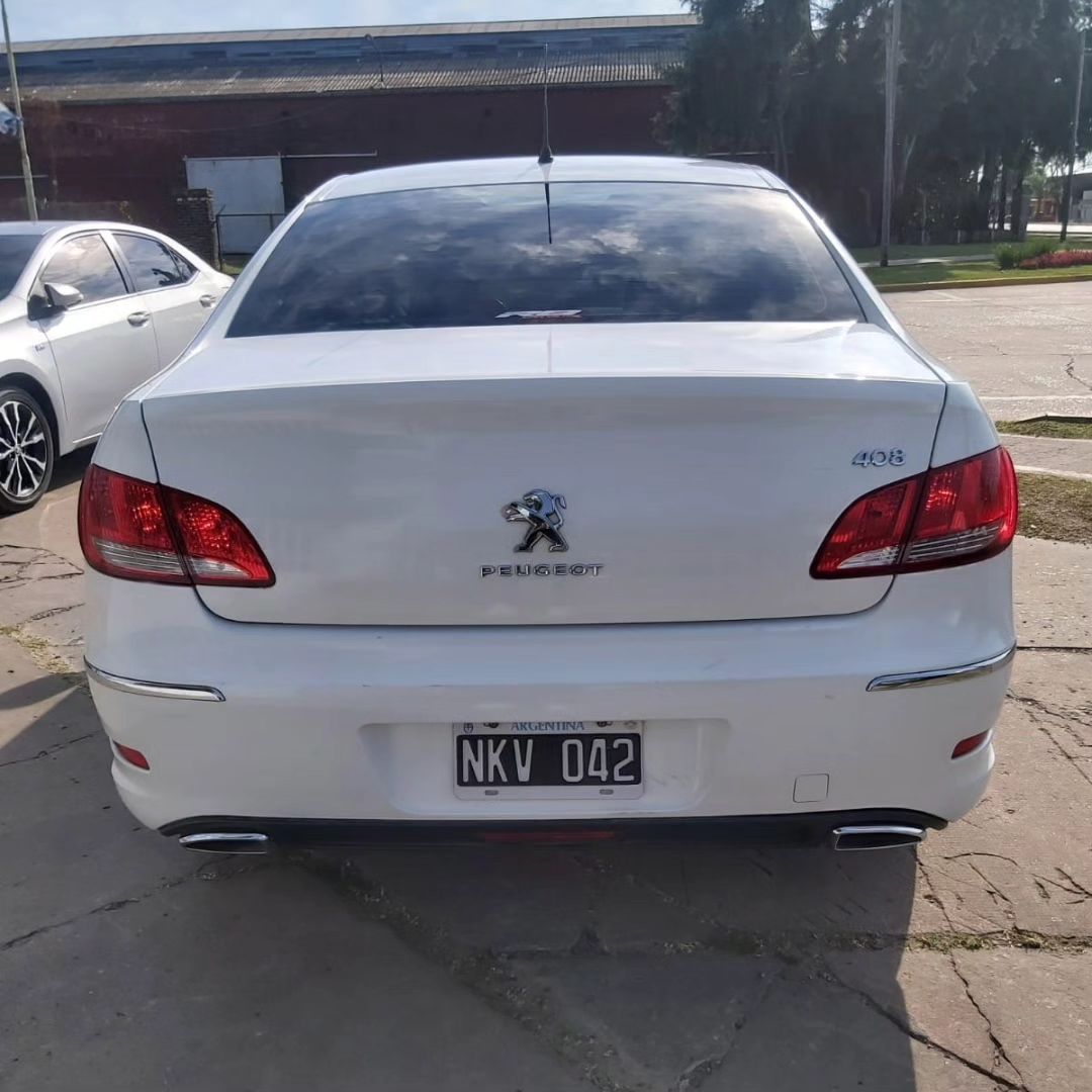 Peugeot 408 Allure 2.0 4ptas Año 2014Km. 115.527