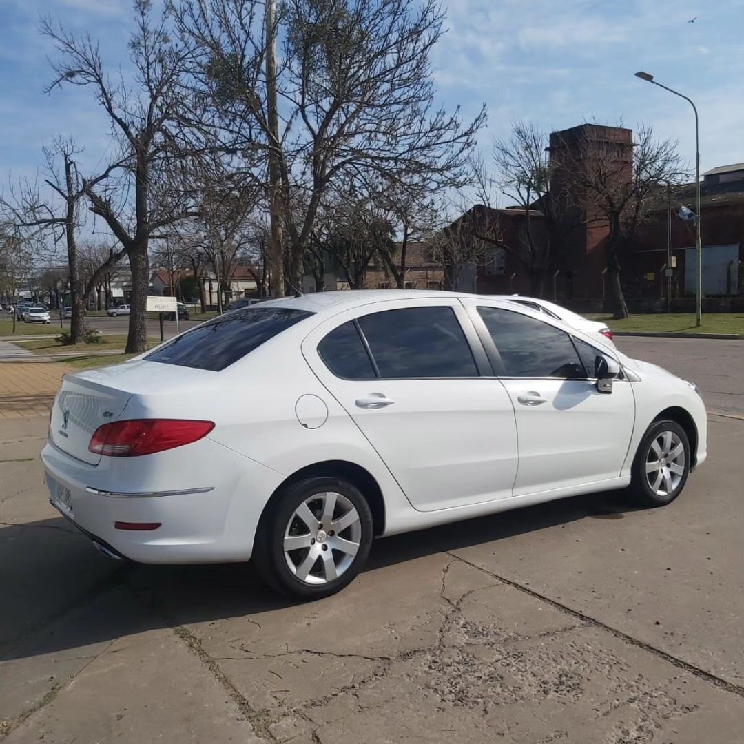 Peugeot 408 Allure 2.0 4ptas Año 2014Km. 115.527