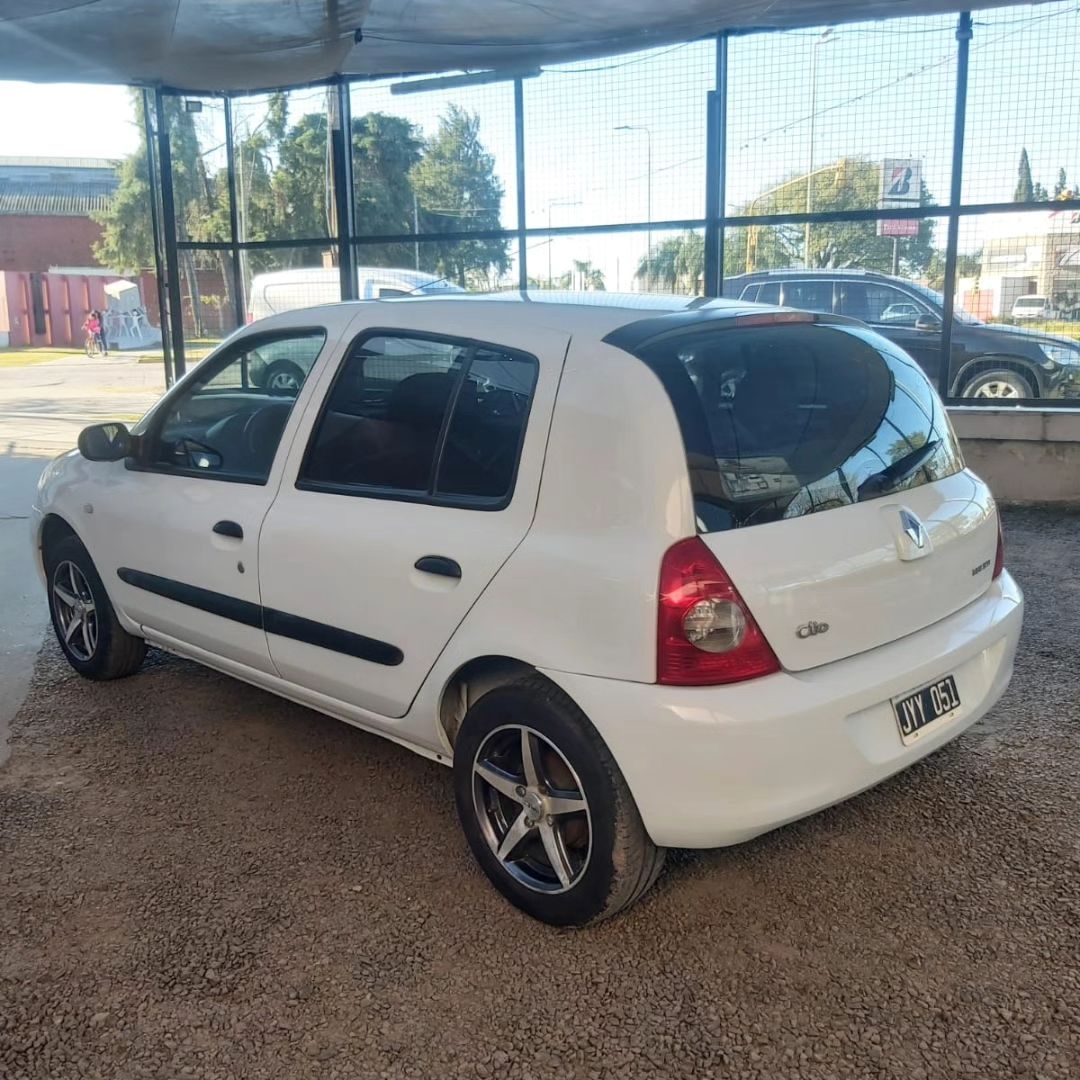 Renault Clio 1.2 Pack 5ptas Año 2011Km. 69.734