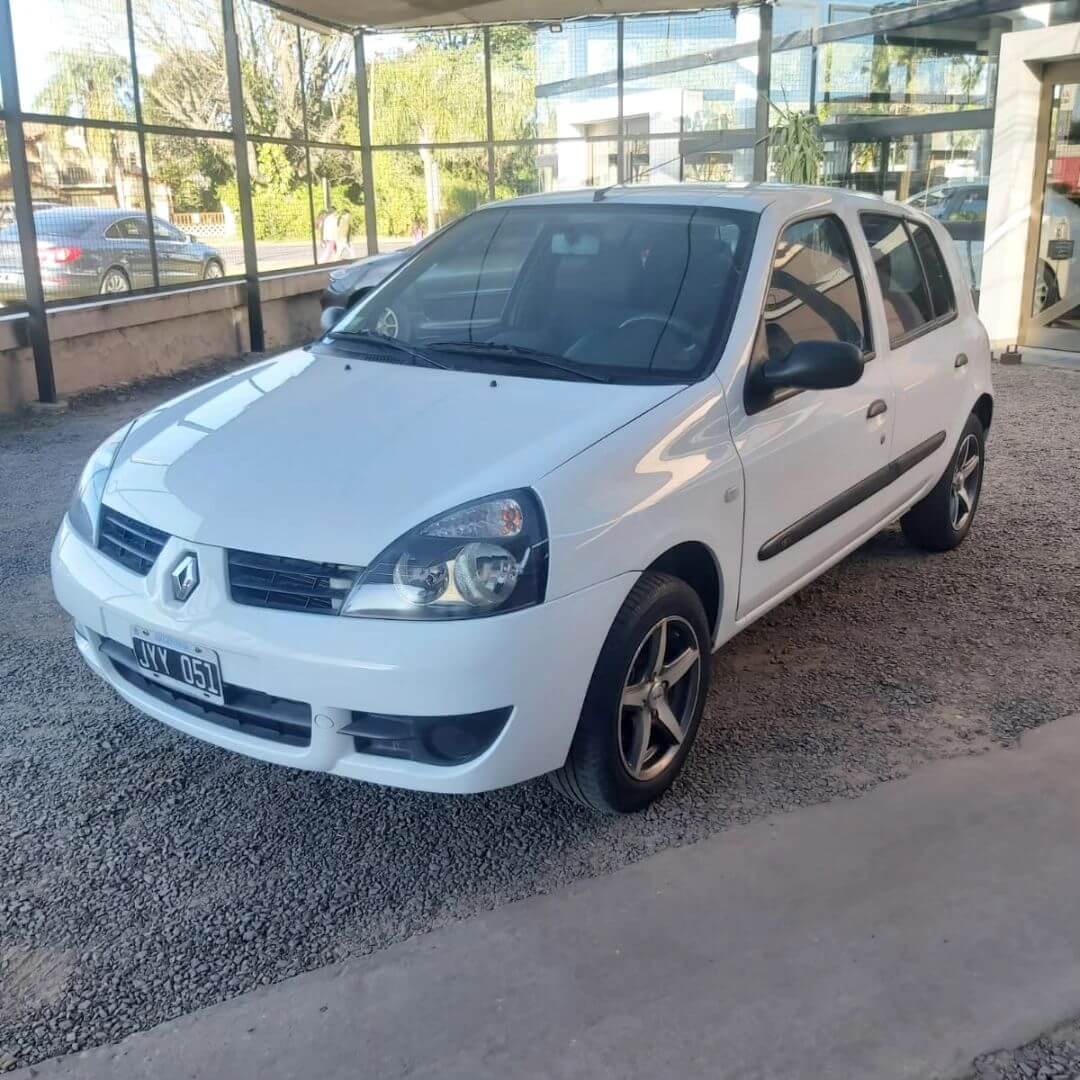 Renault Clio 1.2 Pack 5ptas Año 2011Km. 69.734