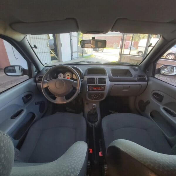 Renault Clio 1.2 Pack 5ptas Año 2011Km. 69.734